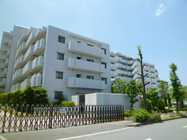 ルモンベル泉北桃山公園 外観写真（東側より撮影）