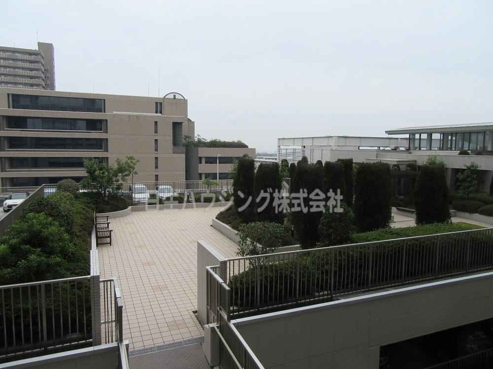 グレイスランドマーク堺・光明池 マンション内屋上公園