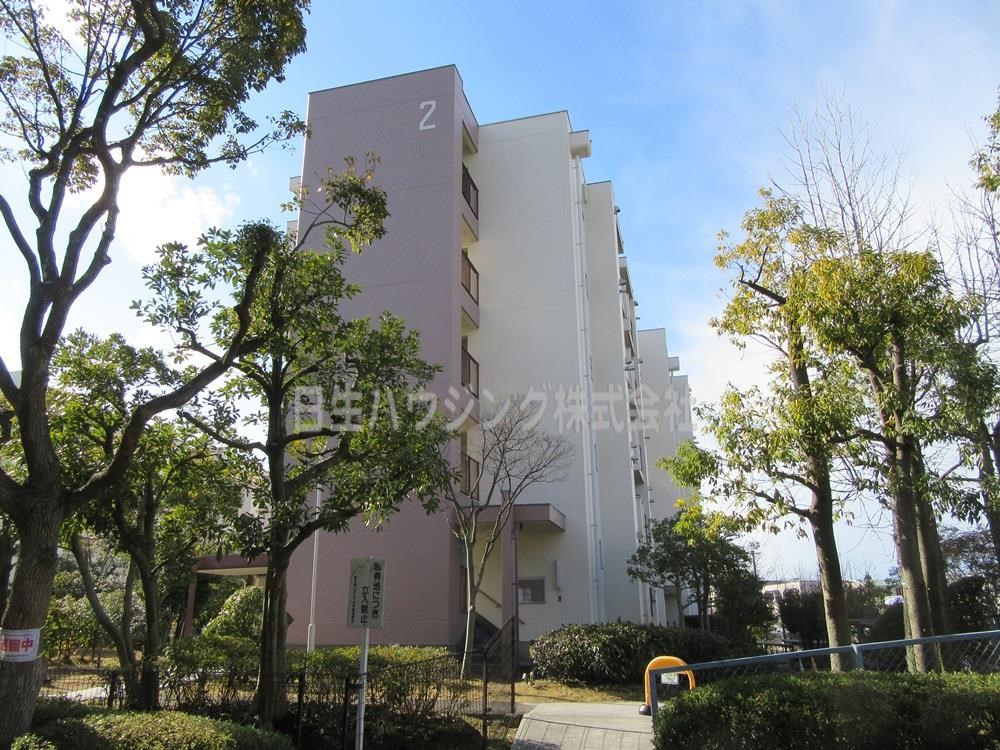 城山台3丁住宅　2号棟 2棟東側_1.jpg