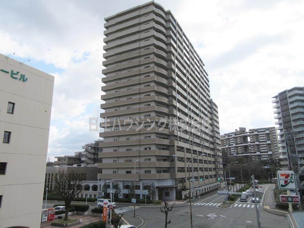 ルイシャトレ堺・光明池 建物西側風景