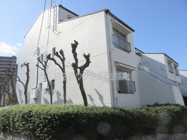 泉北赤坂台B住宅　17号棟 １７号棟東面_1.jpg