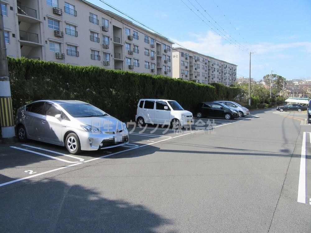 泉北赤坂台6丁住宅　1号棟 １号棟側駐車スペース_1.jpg