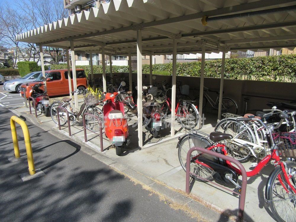 泉北赤坂台6丁住宅　1号棟 自転車置場