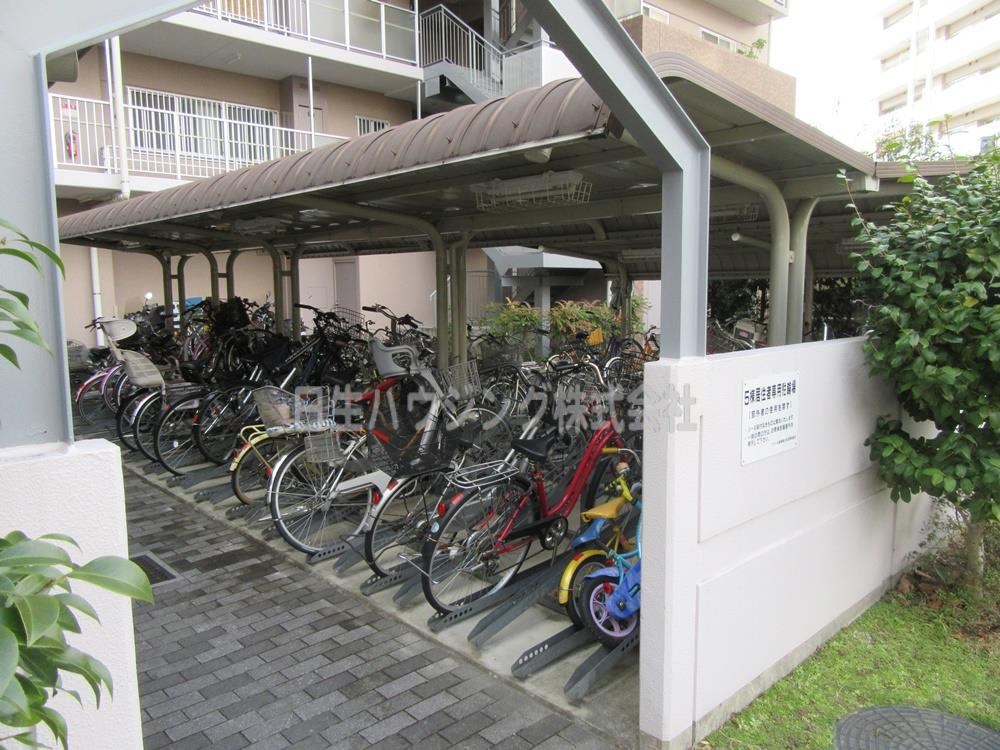 ソワール新檜尾台　５号棟 ５棟自転車置き場 (2)_1.jpg