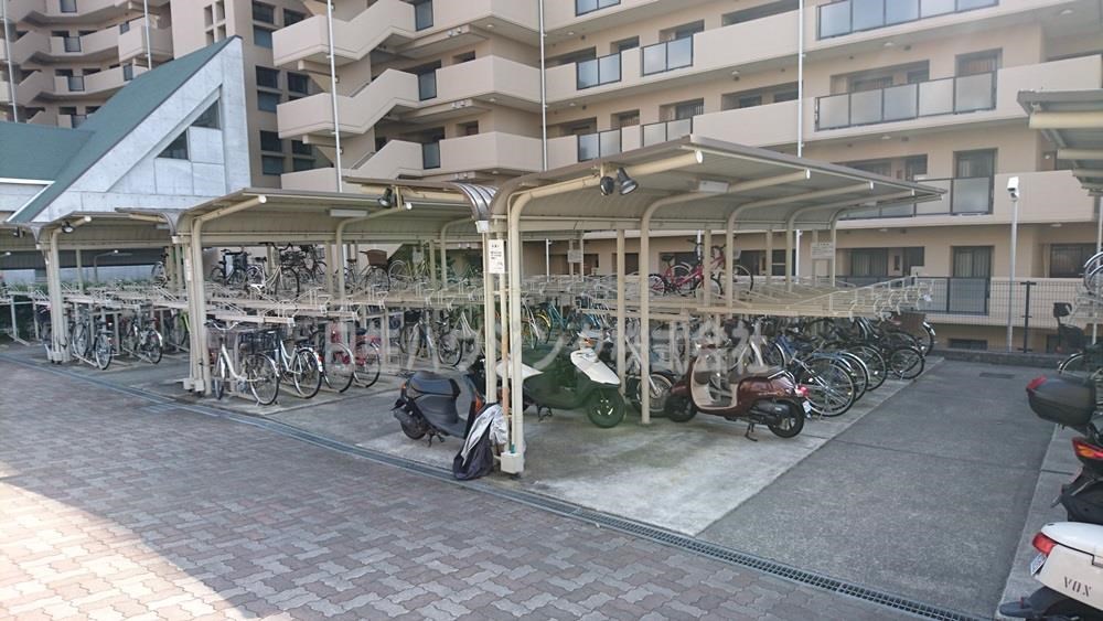 エバーランドシティ新・泉北６番館 駐輪場_1.jpg