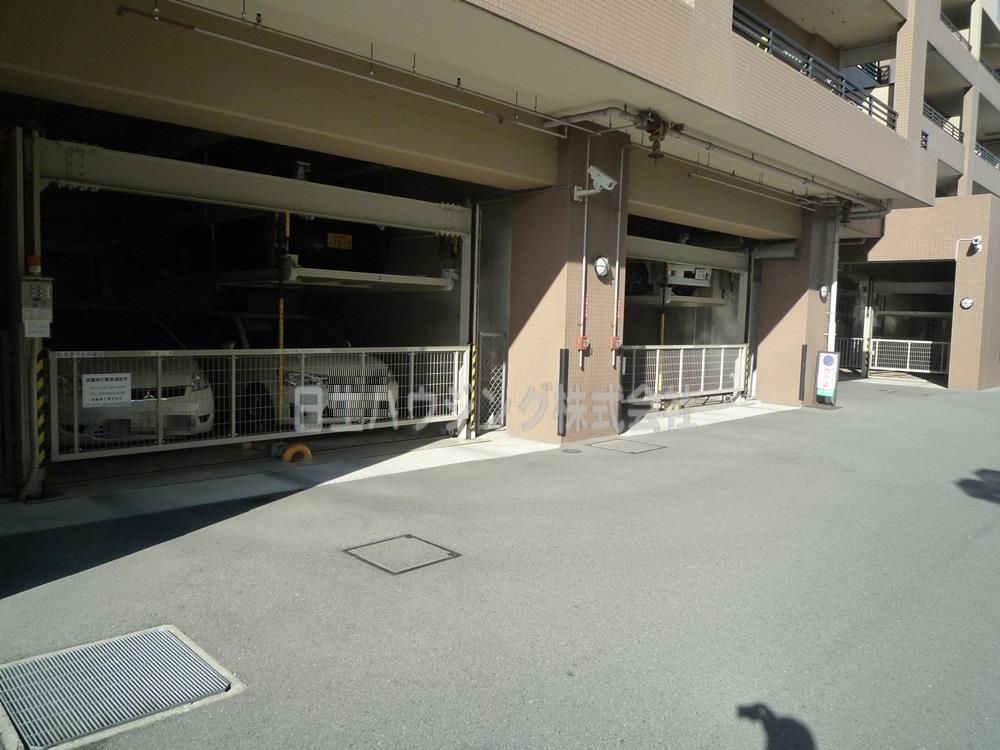 エバーランドシティ新・泉北１番館 駐車場