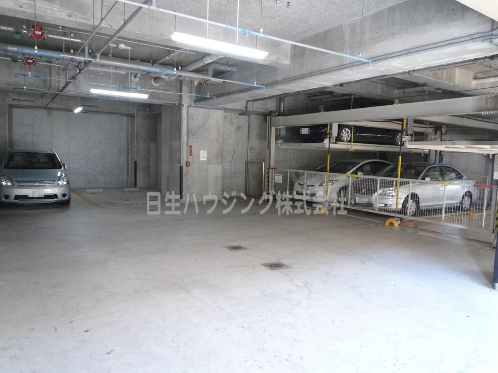 エバーランドシティ新・泉北１番館 駐車場