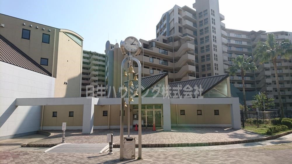 エバーランドシティ新・泉北４番館 管理棟