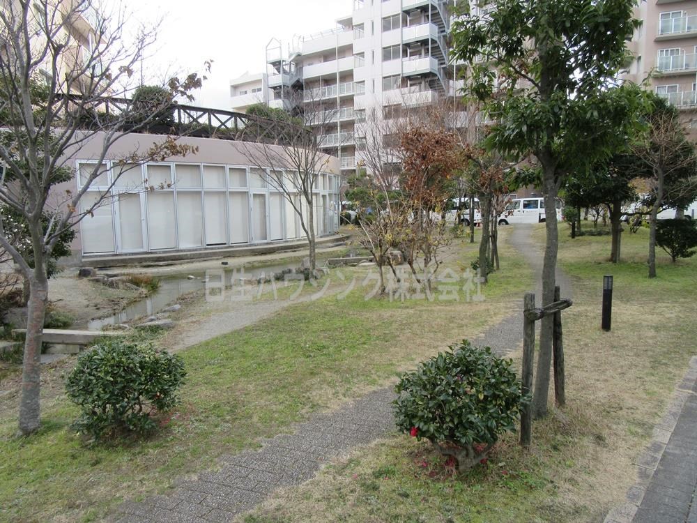 ソワール新檜尾台　３号棟 敷地内プロムナード