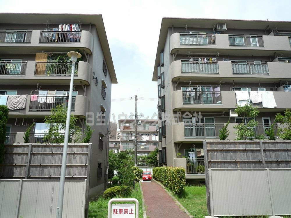 泉北鴨谷台第1住宅　17号棟 通路_1.jpg