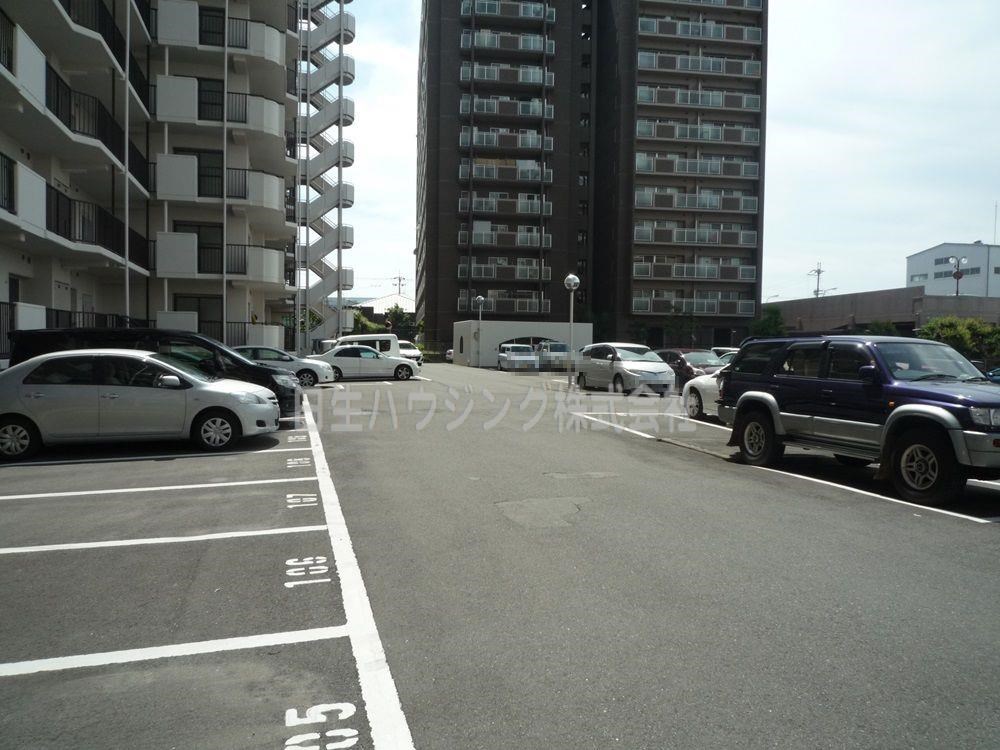 マイシティ泉北Ｂ棟 駐車場