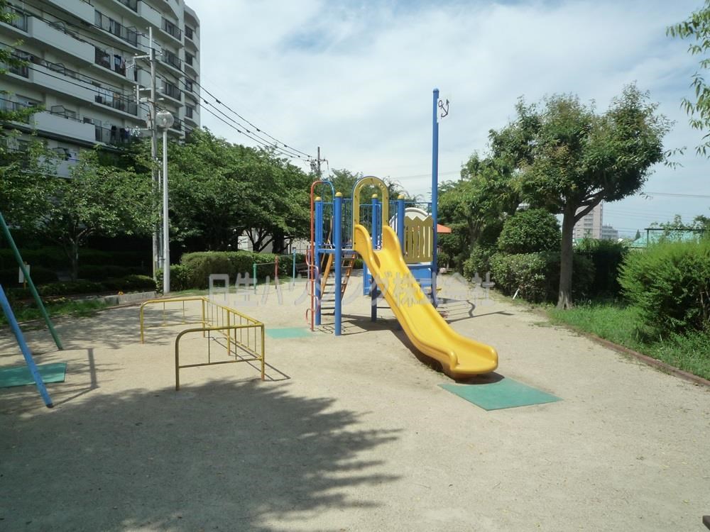 マイシティ泉北Ｂ棟 敷地内公園