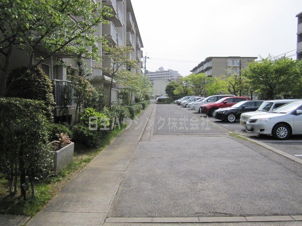 光明池駅前第3住宅　10号棟 10棟前２_1.jpg