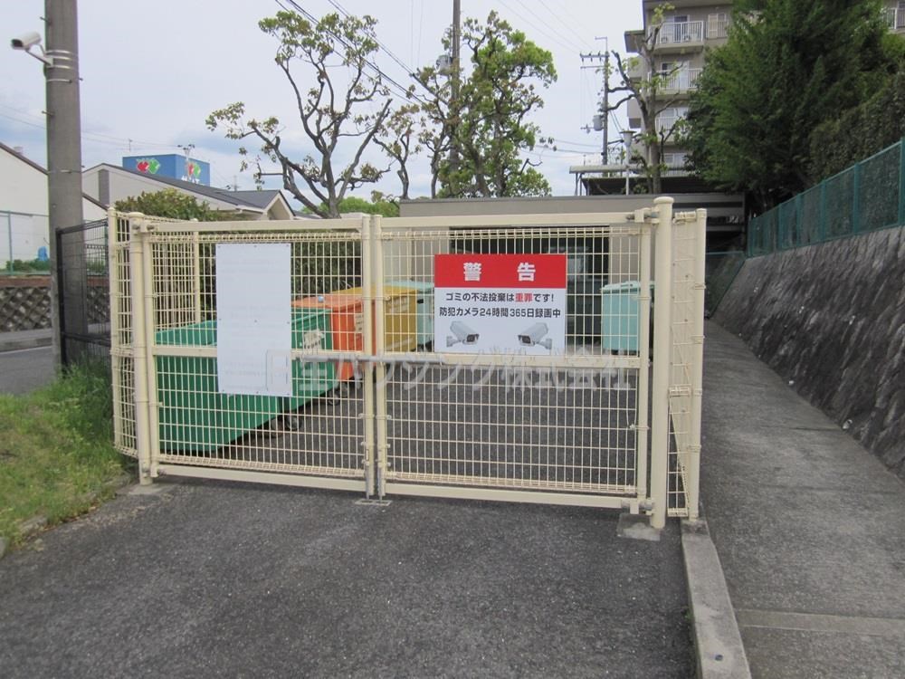 光明池駅前第3住宅　7号棟 敷地内ゴミ集積場