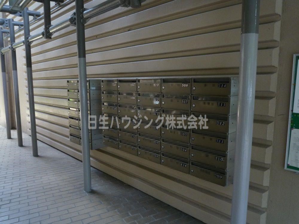 泉北鴨谷台３丁第２住宅　1号棟 メールボックス