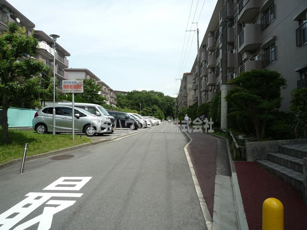 泉北鴨谷台第1住宅　18号棟 駐車場