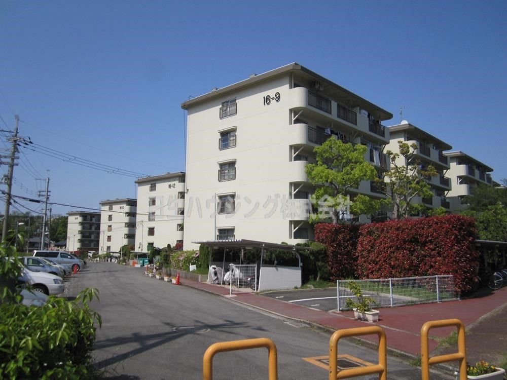 新檜尾台第1次住宅　9号棟 ９号棟南西側から_1.jpg