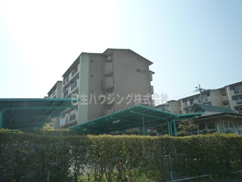 新檜尾台第3次住宅　27号棟 ２７号棟西側から_1.jpg