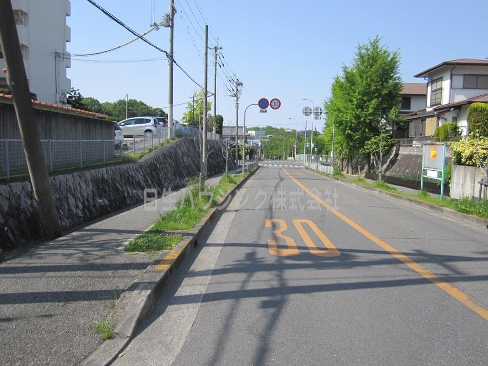 新檜尾台第3次住宅　29号棟 東側道路北側