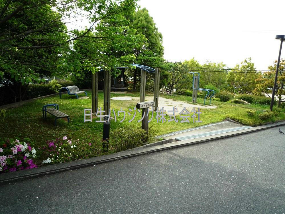リーフガーデン和泉中央３番館 子供の広場_1.jpg