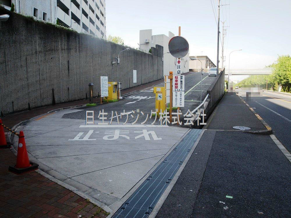 泉北若松台ＡＢ住宅1号棟 P4302418_1.jpg