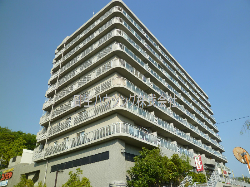 ファミール竹城台 P1030963_1.jpg