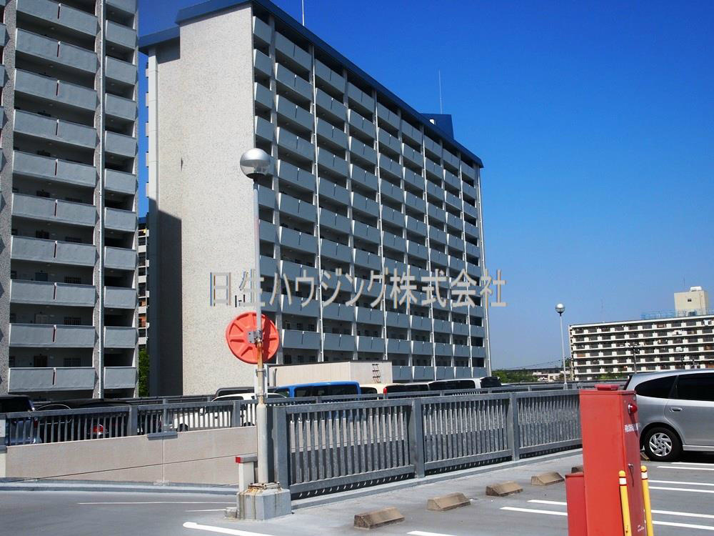 泉北若松台ＡＢ住宅1号棟 P4302493_1.jpg