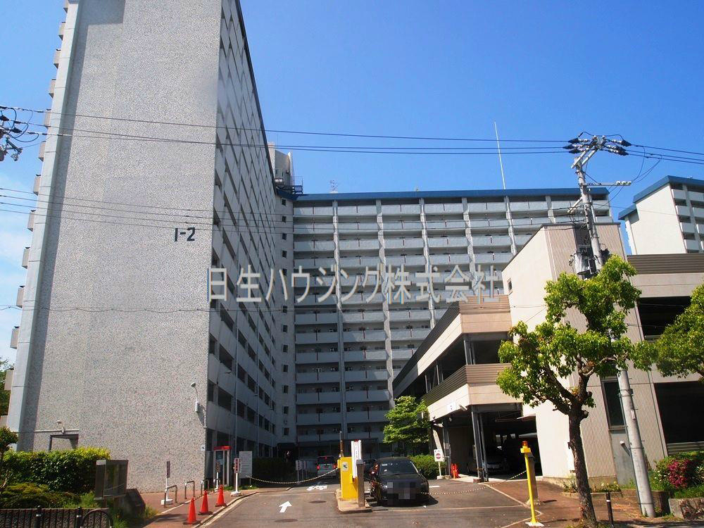 泉北若松台ＡＢ住宅2号棟 P4302540_1.jpg