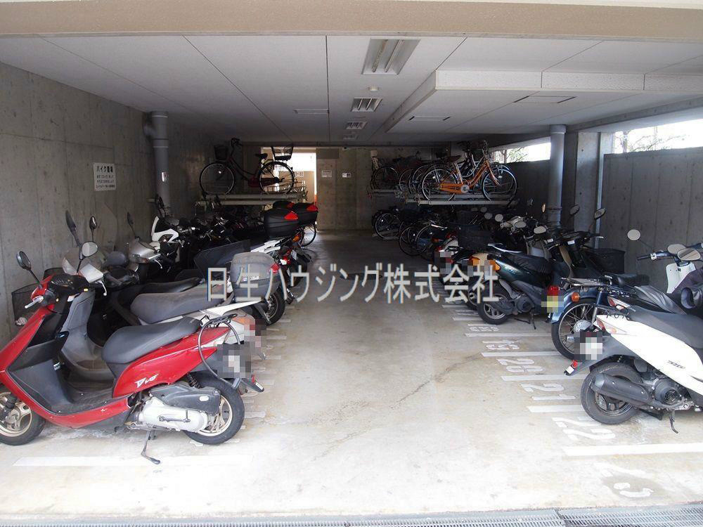 ロイヤルアーク泉ヶ丘 P3142148_1.jpg