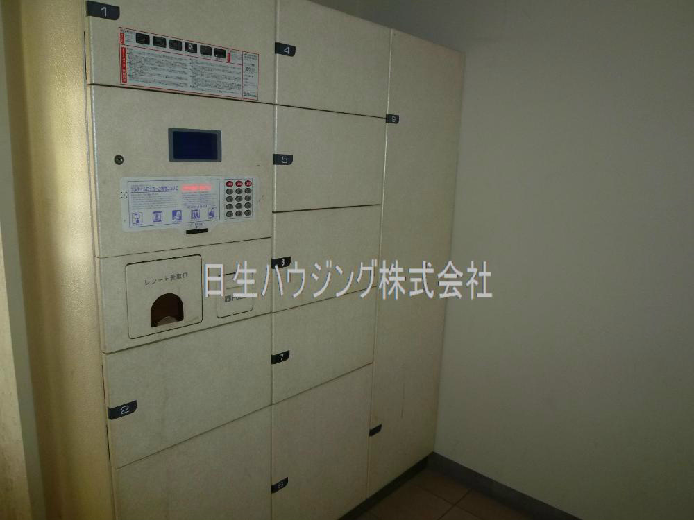 グリーンコーポ泉ヶ丘 宅配ボックス