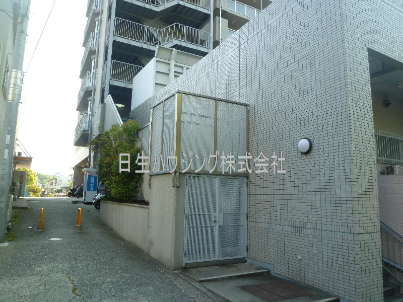 ファミール竹城台 P1030968_1.jpg