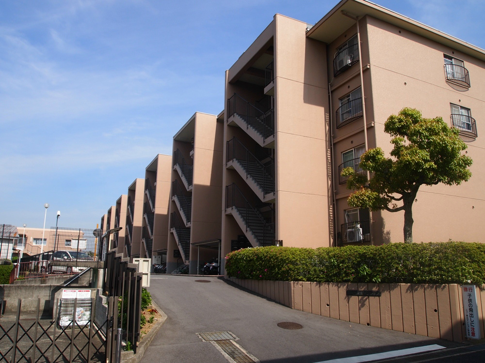 ニュー泉北マンション P4232296.jpg