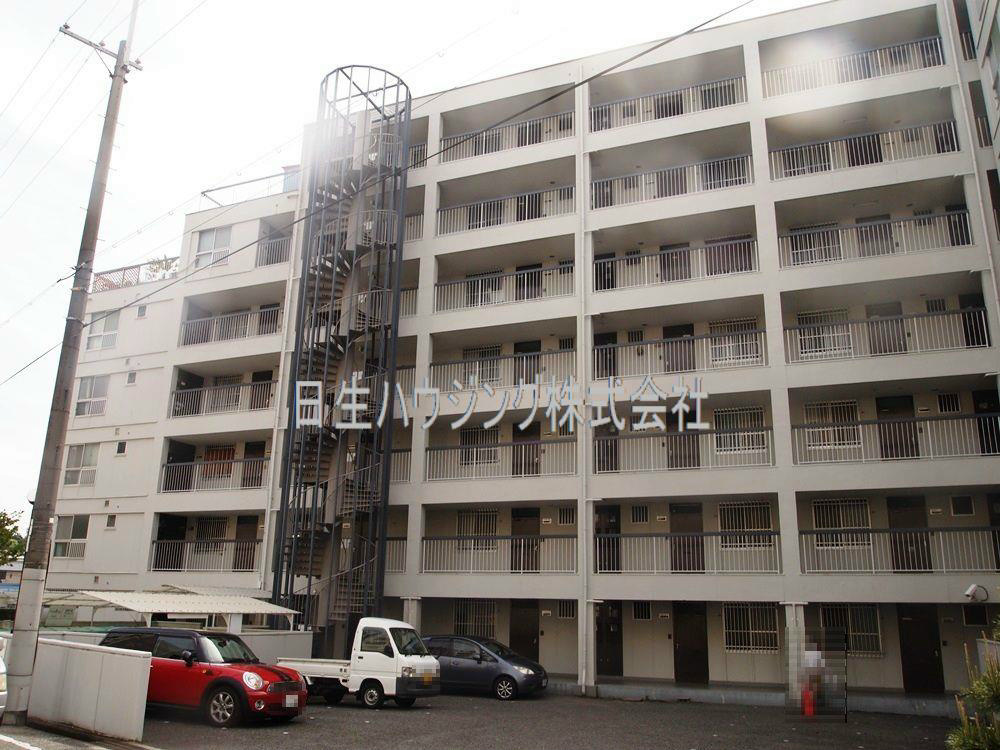 泉ヶ丘コーポラスＢ棟 P4242385_1.jpg