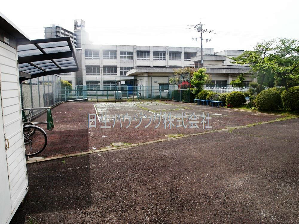 泉ヶ丘コーポラスＢ棟 P4242394_1.jpg