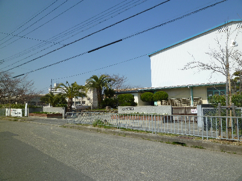 ファーストアベニューⅡ　リバーガーデン泉ヶ丘 中学校：堺市立三原台中学校　1138m