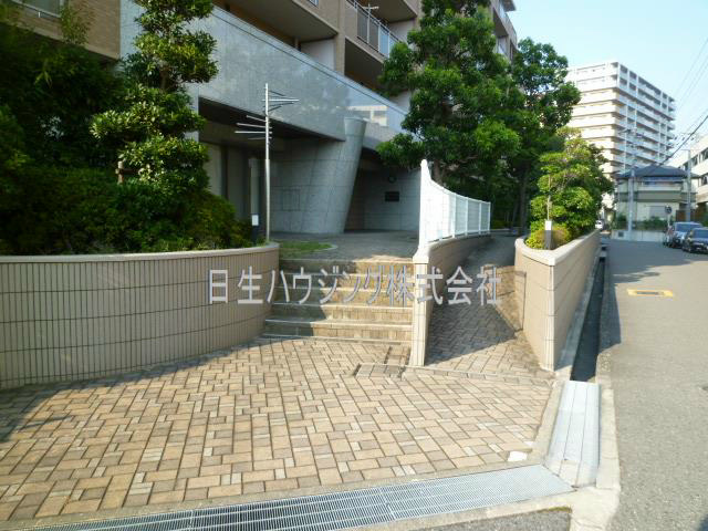 ロイヤルシャトー泉ヶ丘 P1050183_1.jpg