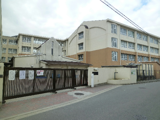 フェルティメイツ泉ヶ丘　１番館 小学校：堺市立久世小学校　1248m
