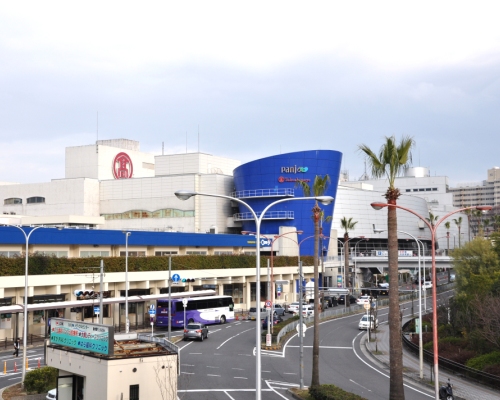 茶山台第一次住宅　11号棟 ショッピング施設：ﾊﾟﾝｼﾞｮ・泉北高島屋　483m