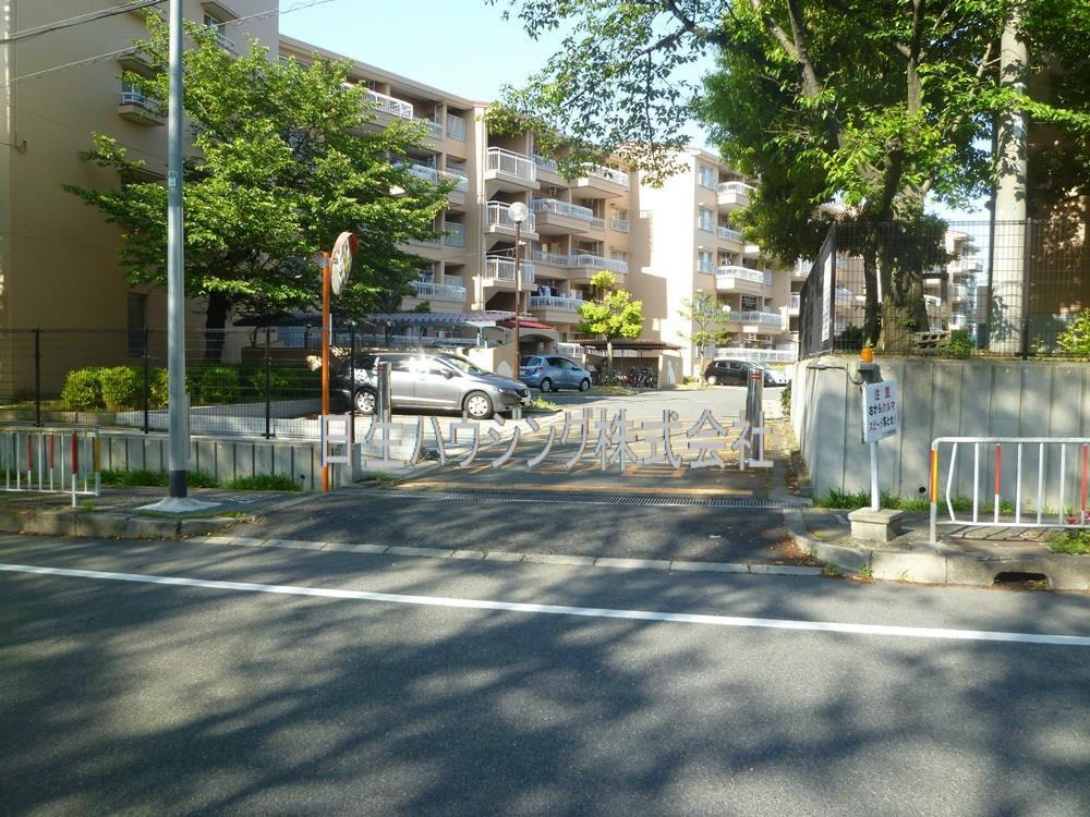 泉北桃山台B団地　1号棟 P1040312_1.jpg