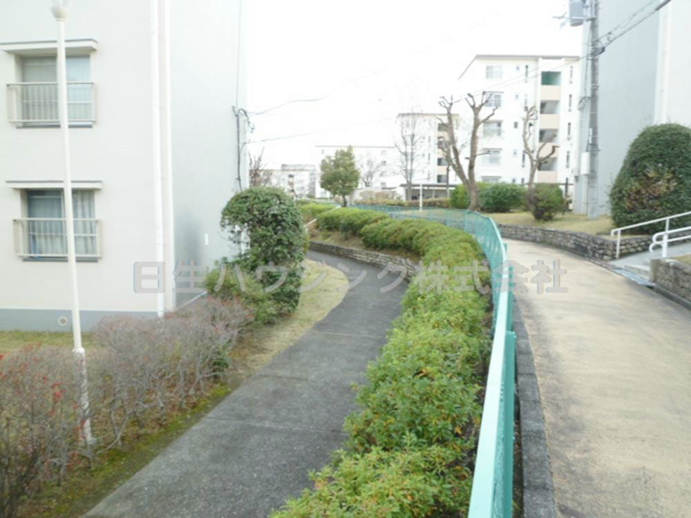 泉北桃山台第２団地　27号棟 P1060546_1.jpg