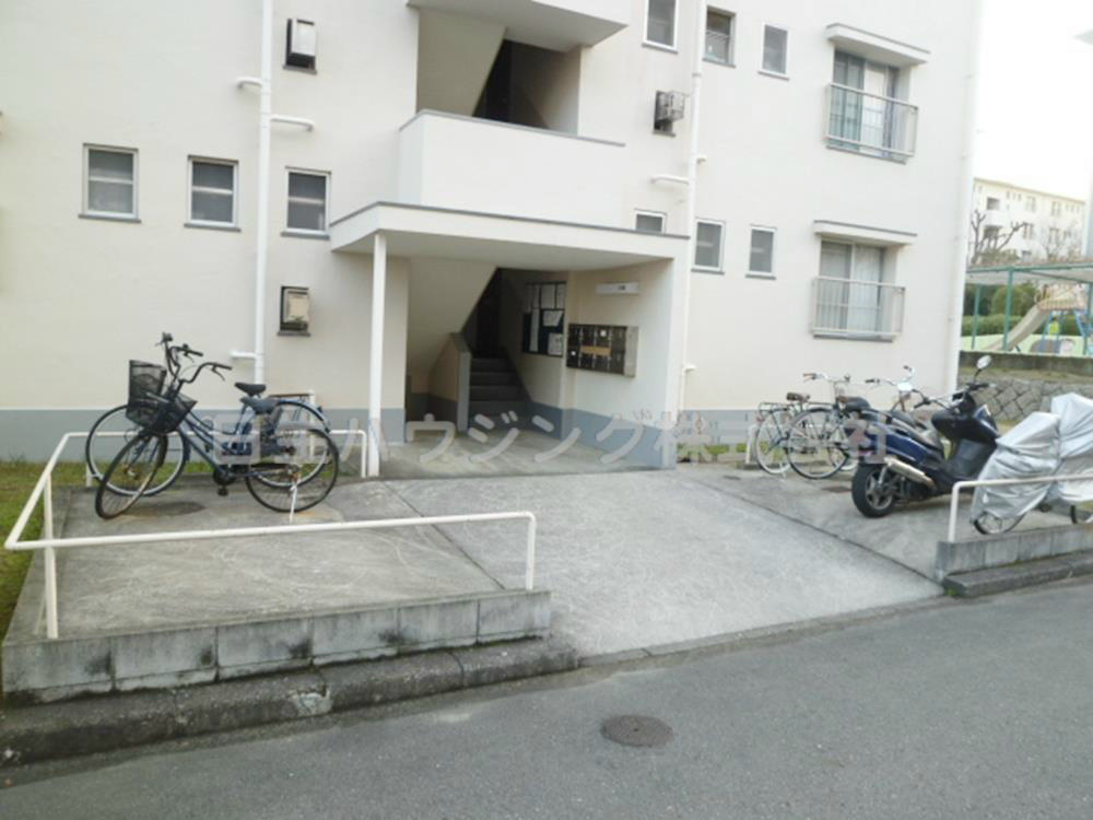泉北桃山台第２団地　29号棟 P1060615_1.jpg